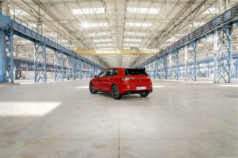 Volkswagen prezentuje Golfa GTI EDITION 50 – najmocniejszą produkowaną seryjnie wersję tego auta - 47.