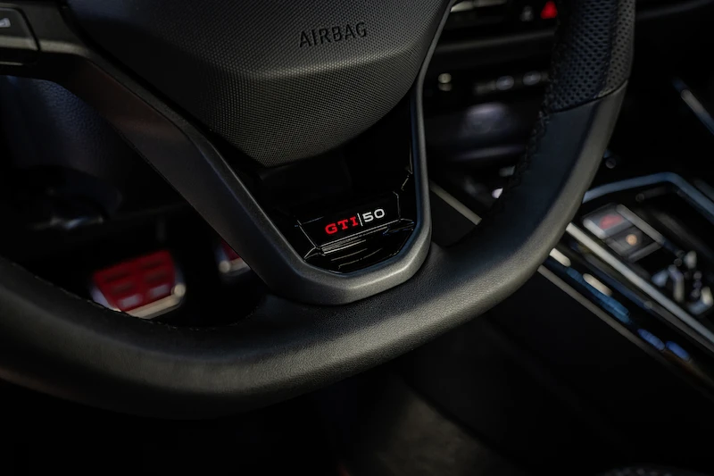 Volkswagen prezentuje Golfa GTI EDITION 50 – najmocniejszą produkowaną seryjnie wersję tego auta - 36.