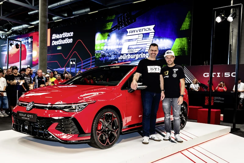 Zwycięstwo w klasie po światowej premierze: wyjątkowy weekend Golfa GTI na torze Nürburgring - 12.
