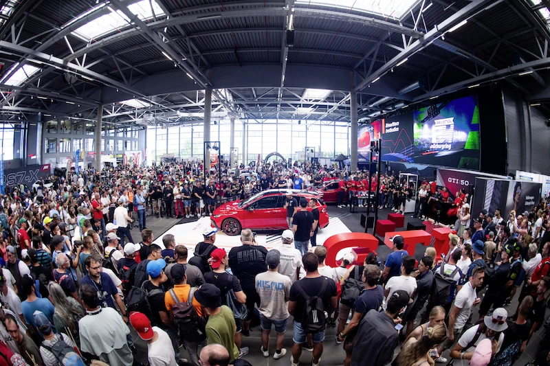 Zwycięstwo w klasie po światowej premierze: wyjątkowy weekend Golfa GTI na torze Nürburgring - 13.