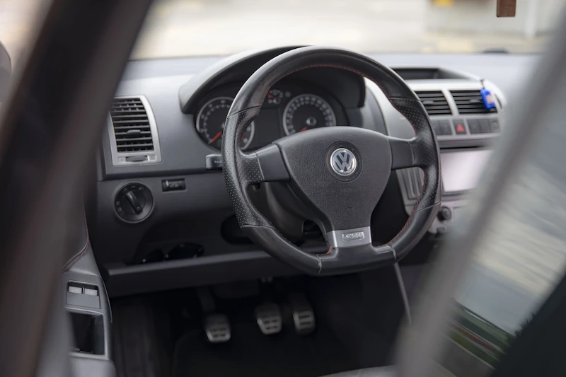 50 lat Polo: czwarta generacja małego Volkswagena była przestronna niczym auto kompaktowe - 5.