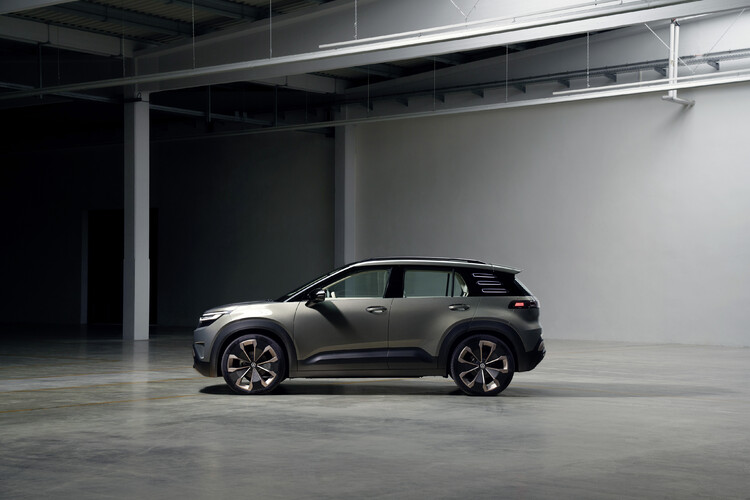 Światowa premiera na IAA Mobility: koncept kompaktowego SUV-a ID. CROSS to wizja przystępnej elektromobilności wg Volkswagena