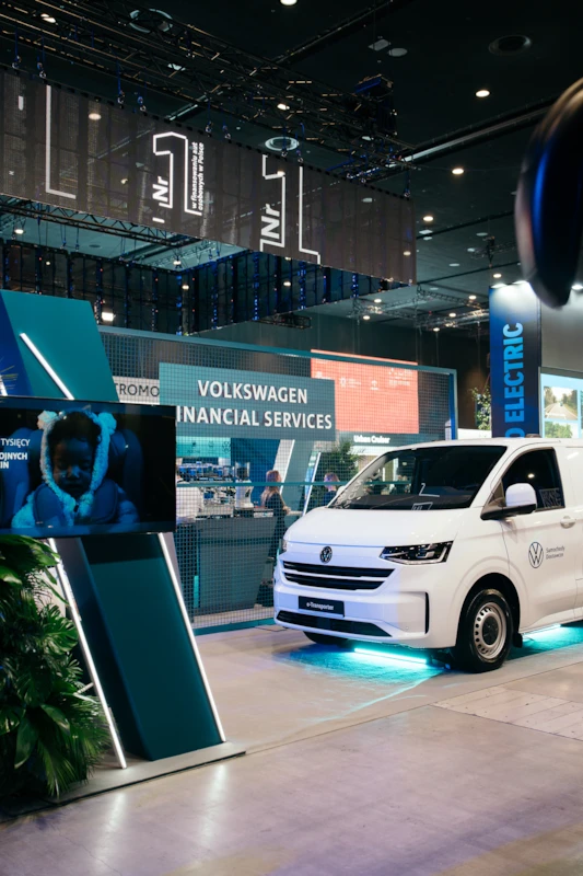 Volkswagen Samochody Dostawcze z nowym <span style='white-space: nowrap;'>e-Transporterem</span> na Kongresie Nowej Mobilności