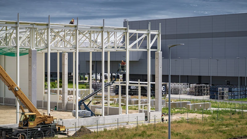 Rozbudowa zakładu Volkswagen Poznań we Wrześni wchodzi w decydującą fazę - 2.