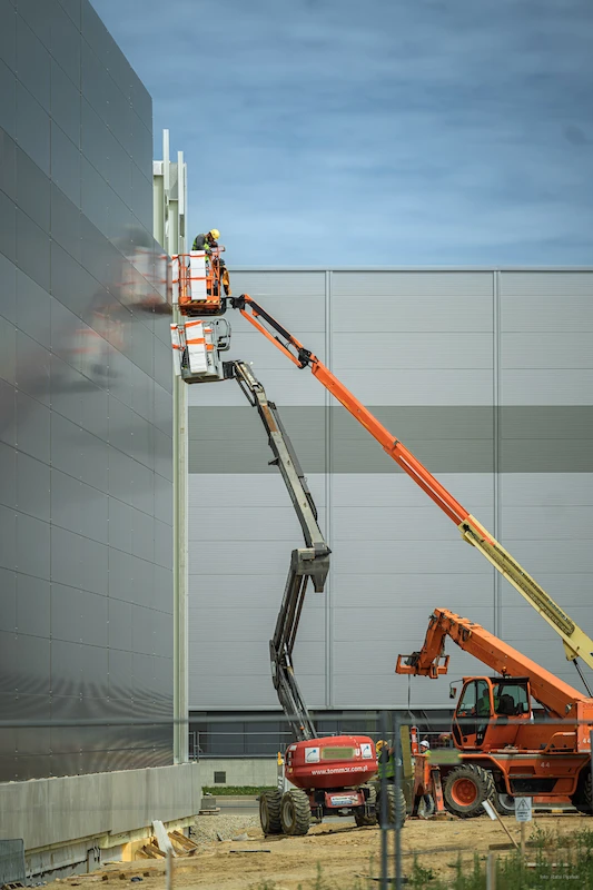 Rozbudowa zakładu Volkswagen Poznań we Wrześni wchodzi w decydującą fazę - 5.