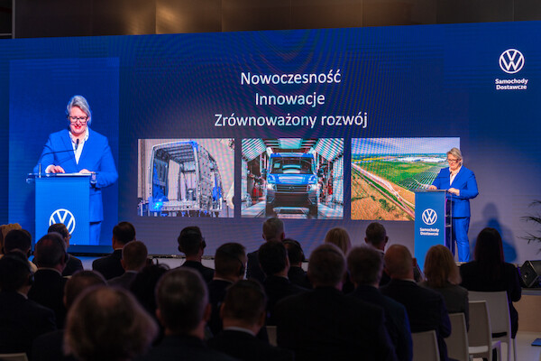 Fabryka Volkswagen Poznań we Wrześni: Wmurowano kamień węgielny pod nowe hale do produkcji elektrycznego Craftera
