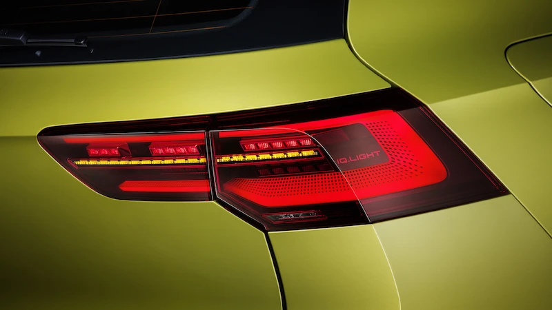 Volkswagen Golf - 37.