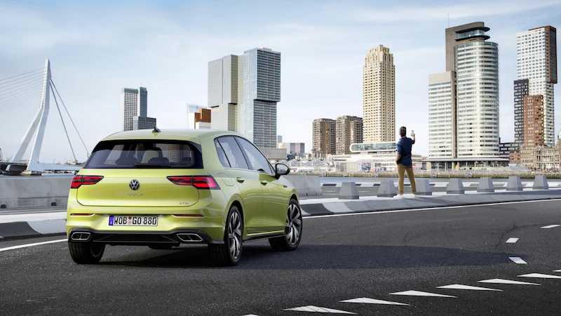 Volkswagen Golf - 128.