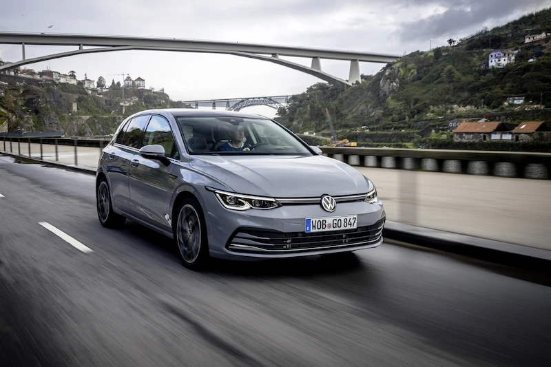 Volkswagen Golf - 46.