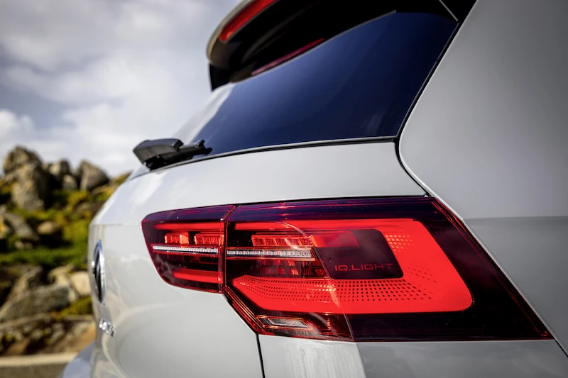 Volkswagen Golf - 117.