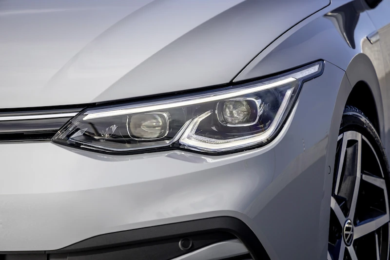 Volkswagen Golf - 122.