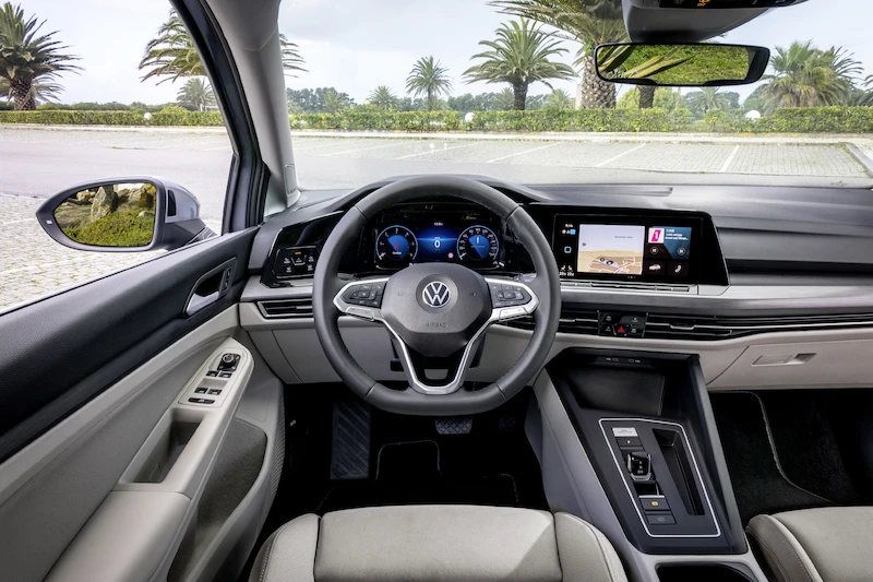 Volkswagen Golf - 90.
