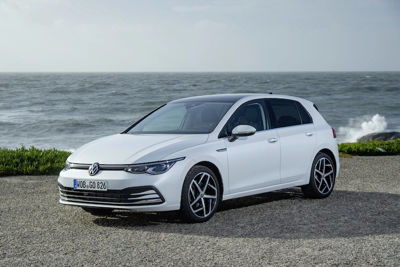 Volkswagen Golf - 144.