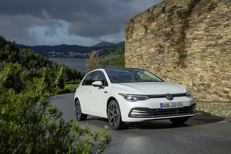 Volkswagen Golf - 158.