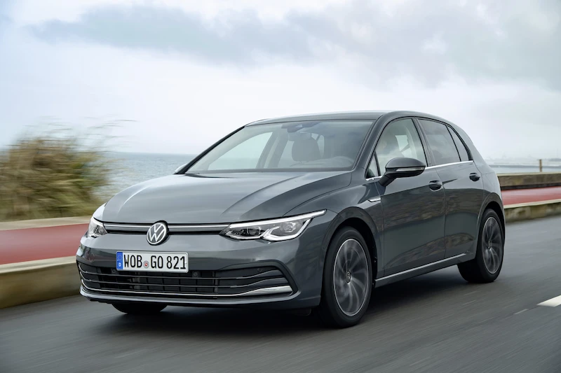 Volkswagen Golf - 34.