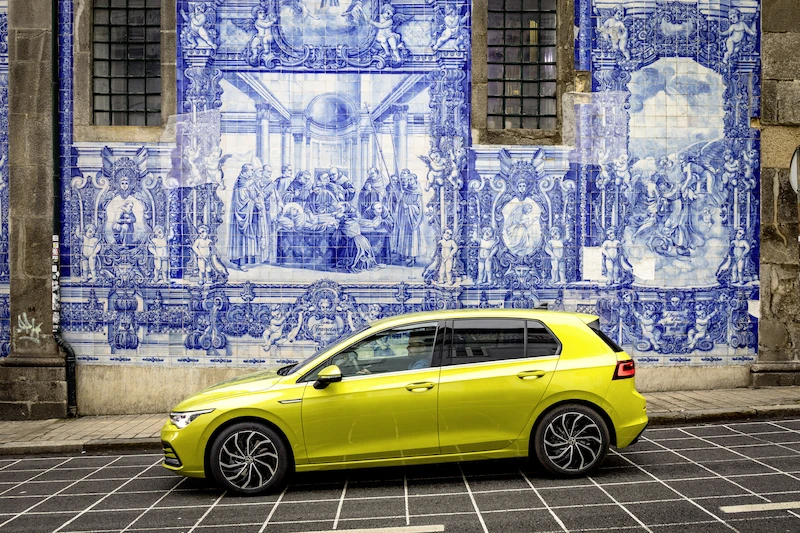 Volkswagen Golf - 160.