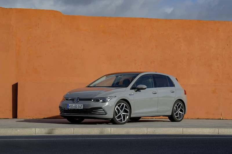 Volkswagen Golf - 19.