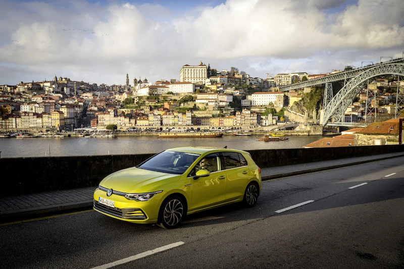 Volkswagen Golf - 126.