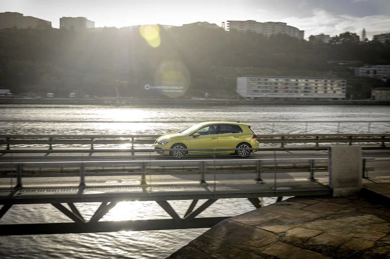 Volkswagen Golf - 76.