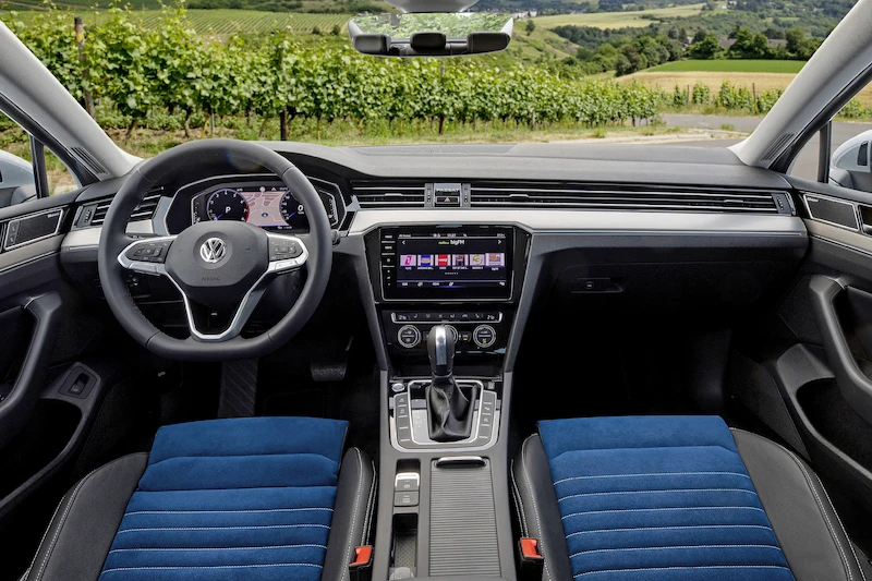 Volkswagen Passat - 4.