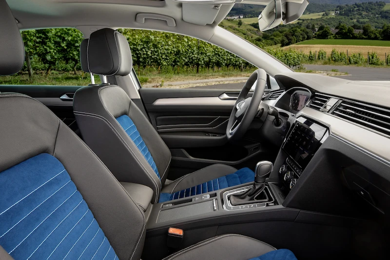 Volkswagen Passat - 7.
