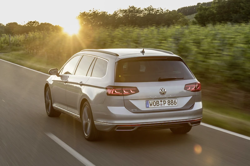 Volkswagen Passat GTE Variant - 13.