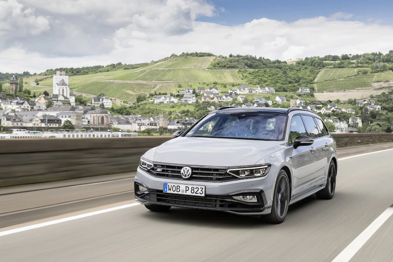 Volkswagen Passat Variant R-Line Edition - 6.