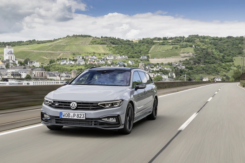 Volkswagen Passat Variant R-Line Edition - 11.