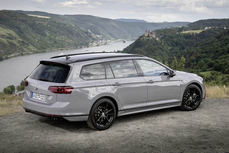 Volkswagen Passat Variant R-Line Edition - 15.