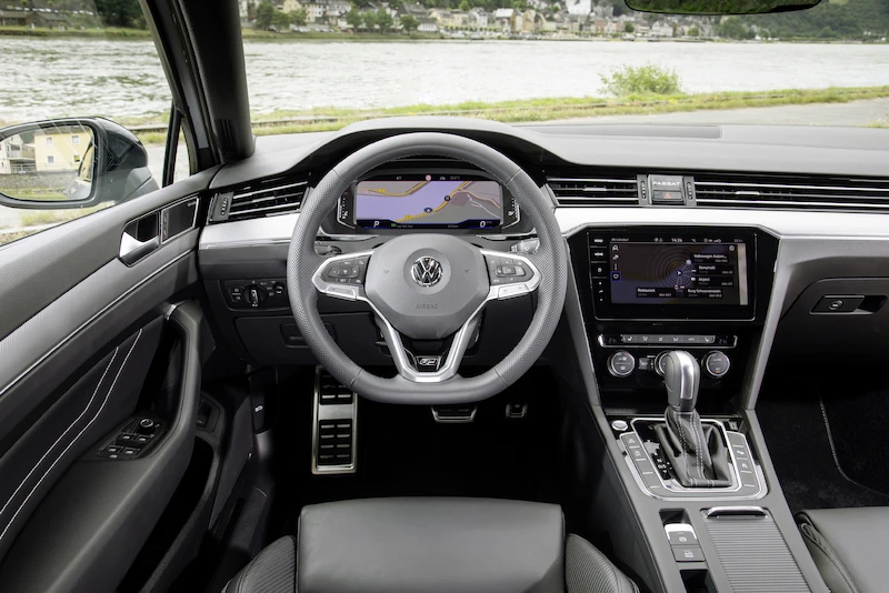 Volkswagen Passat Variant R-Line Edition - 5.