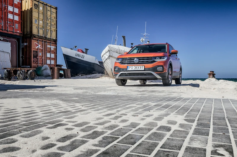 Volkswagen T-Cross - 79.