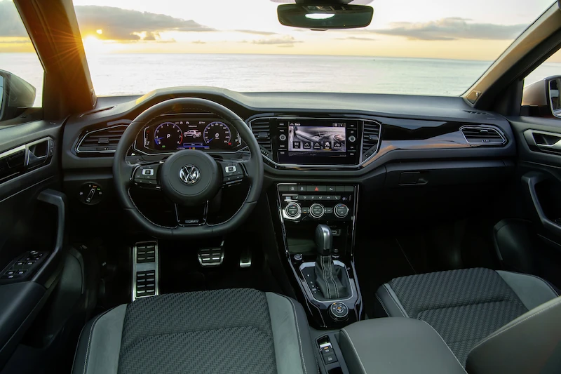Volkswagen T-Roc R - 87.