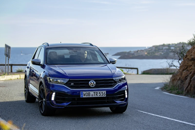 Volkswagen T-Roc R - 74.
