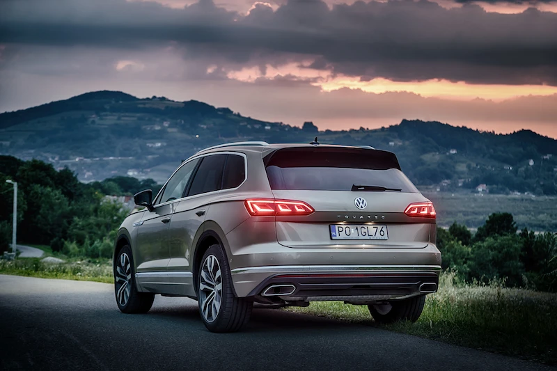 Volkswagen Touareg - 13.