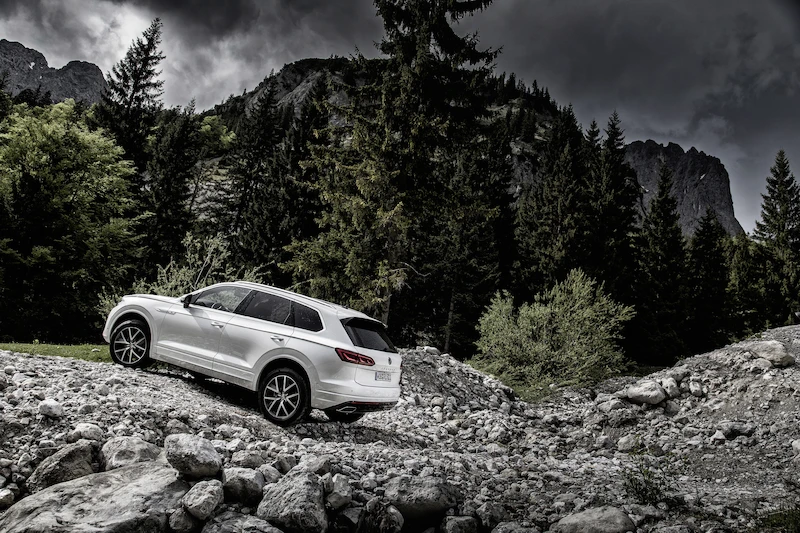 Volkswagen Touareg - Pakiet stylistyczny R-Line - 37.