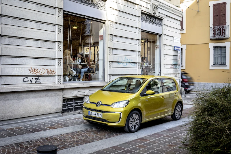 Volkswagen e-up! - 10.
