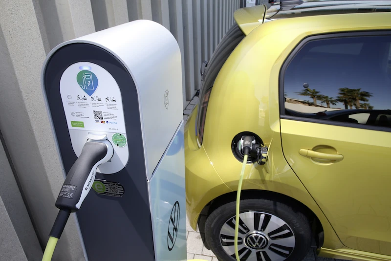 Volkswagen e-up! - 4.