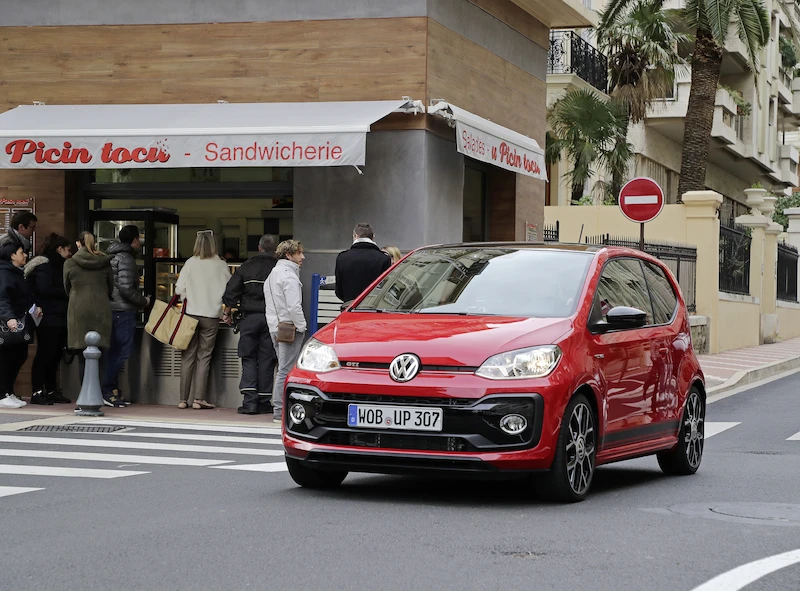 Volkswagen up! GTI - 49.