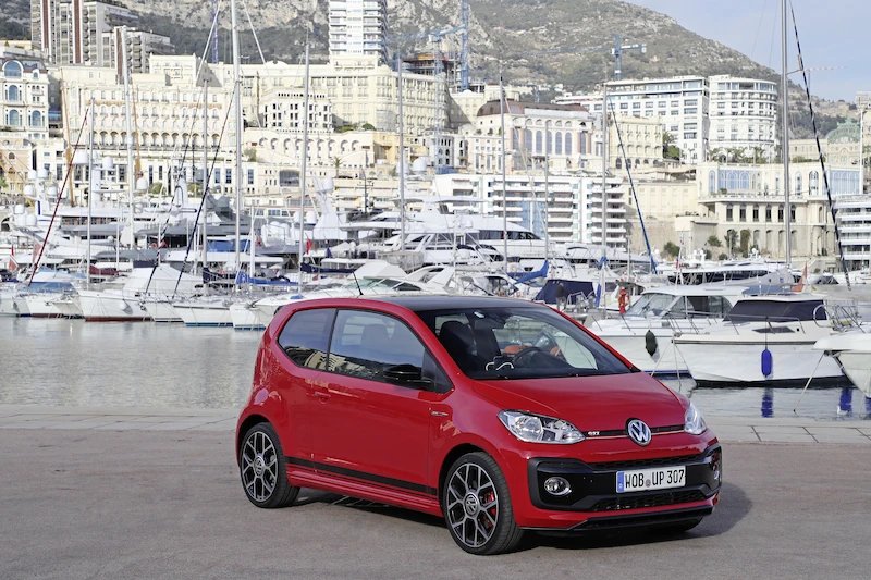 Volkswagen up! GTI - 12.
