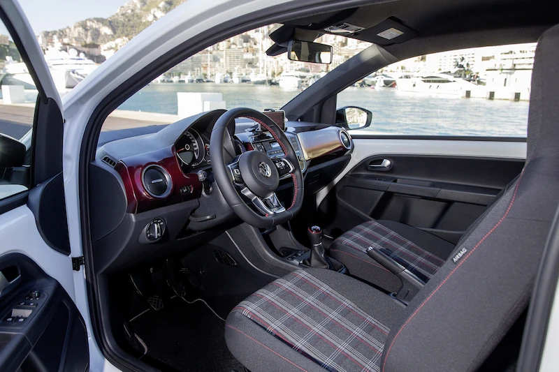 Volkswagen up! GTI - 5.