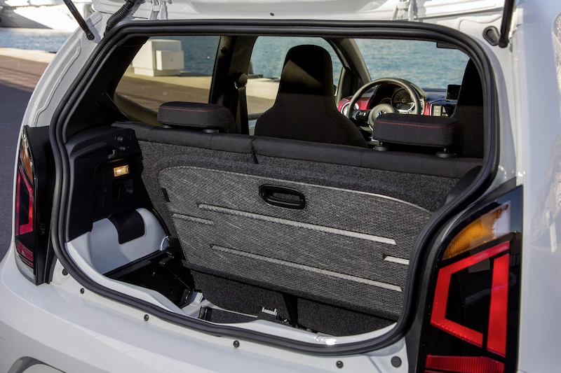 Volkswagen up! GTI - 9.