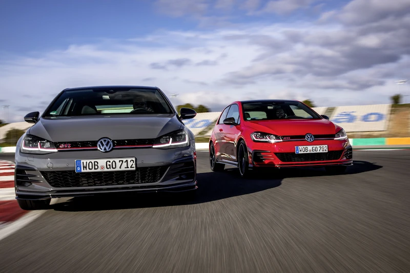 Golf z genami auta wyścigowego: Volkswagen rozpoczął sprzedaż Golfa GTI TCR - 34.