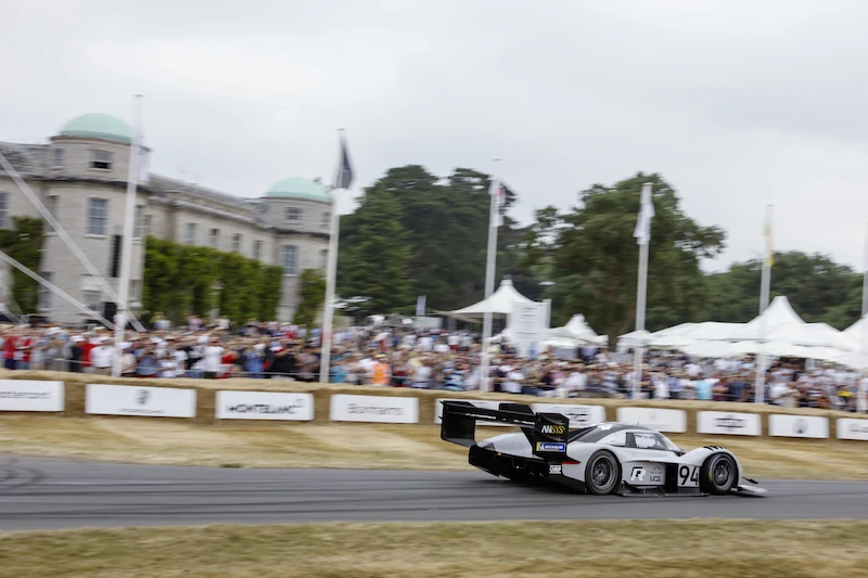 Volkswagen ID.R wraca do Goodwood, aby bronić tytułu najszybszego auta elektrycznego - 3.