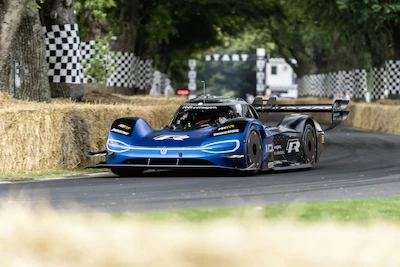 Gotowi na elektryczną przyszłość: Volkswagen Motorsport skupia się na napędach... - galeria