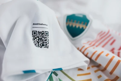 Volkswagen napędza UEFA EURO 2020: specjalna koszulka jako... bilet - galeria