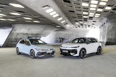 Volkswagen prezentuje nowy, w pełni hybrydowy układ napędowy dla Golfa i T-Roca - galeria