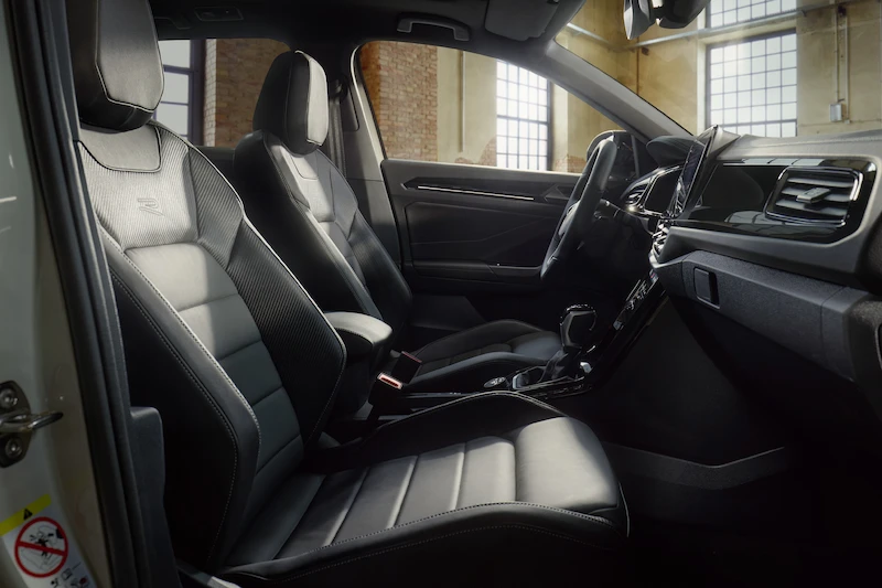 Nowy Volkswagen T-Roc zyskał nowoczesną stylistykę i innowacje technologiczne - 8.
