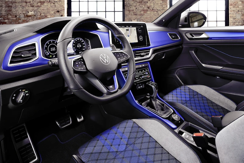 Nowy Volkswagen T-Roc zyskał nowoczesną stylistykę i innowacje technologiczne - 13.