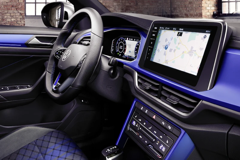 Nowy Volkswagen T-Roc zyskał nowoczesną stylistykę i innowacje technologiczne - 15.