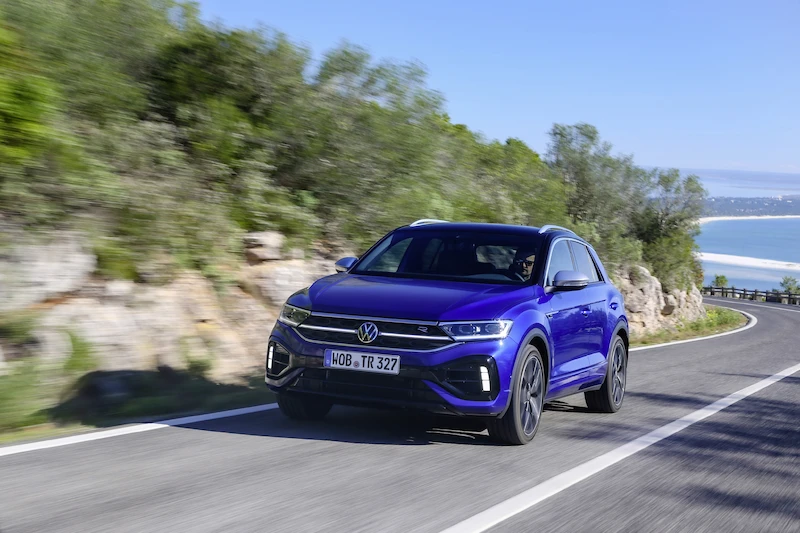 Sportowe modele Volkswagena bardziej przystępne: marka z Wolfsburga obniża ceny odmian GTI i R - 8.